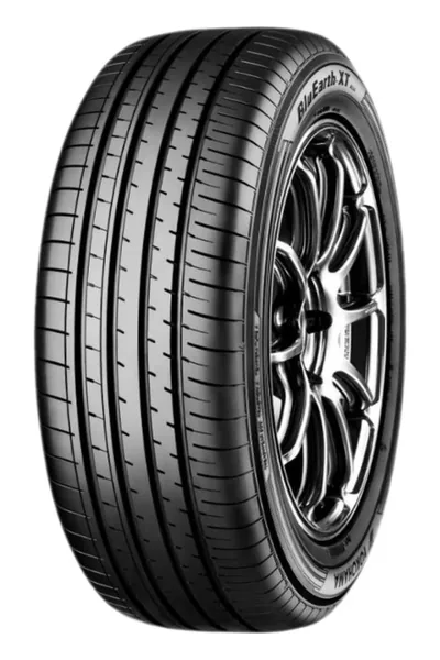 Opona Yokohama Bluearth-Xt AE61E 215/50 R18 92V